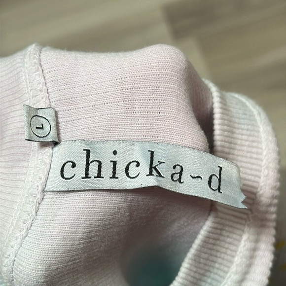 CHICKA D Women’s Tie Dye Smiley Face Sweater Size L - Picture 4 of 5